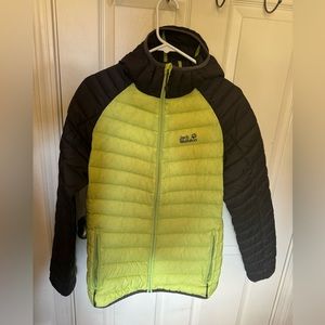 Jack Wolfskin Women’s XL polyester filled down jacket